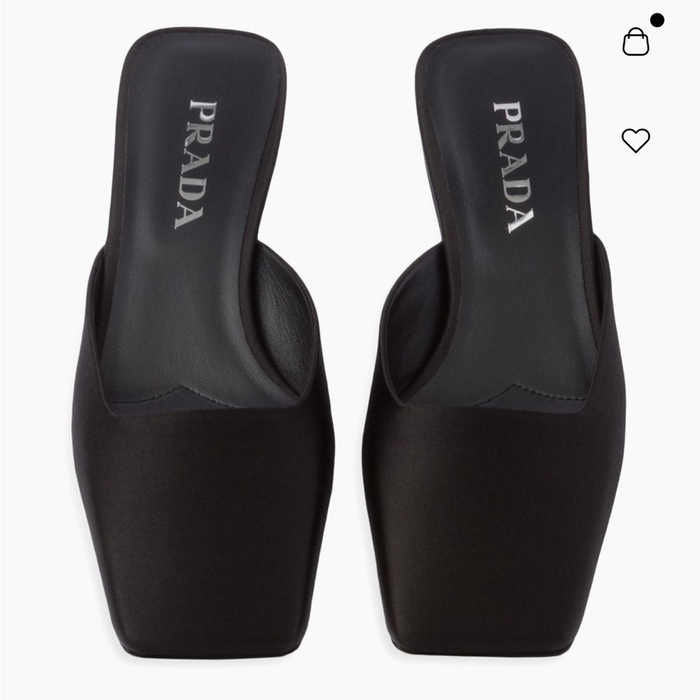 Prada
Logo details Low-heeled mule - Picture 2 of 4